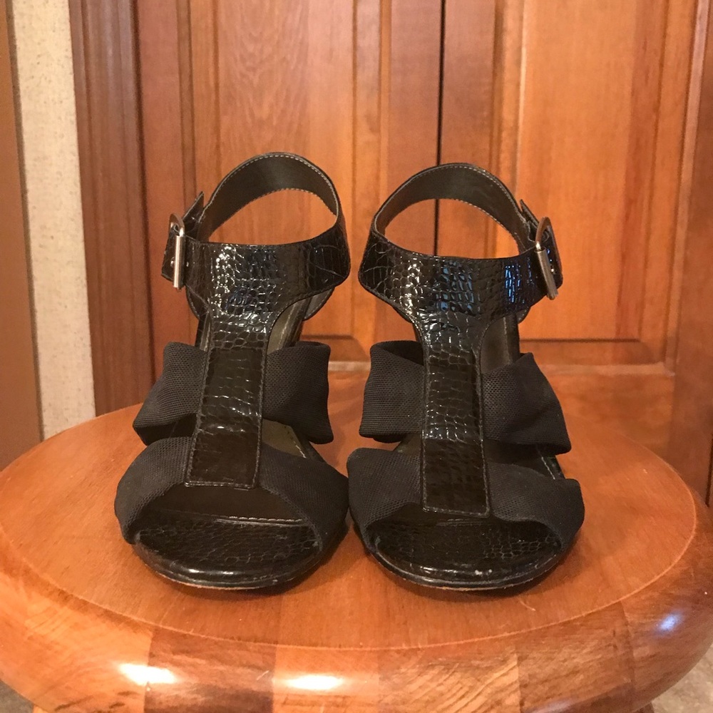 Faux leather and fabric heels